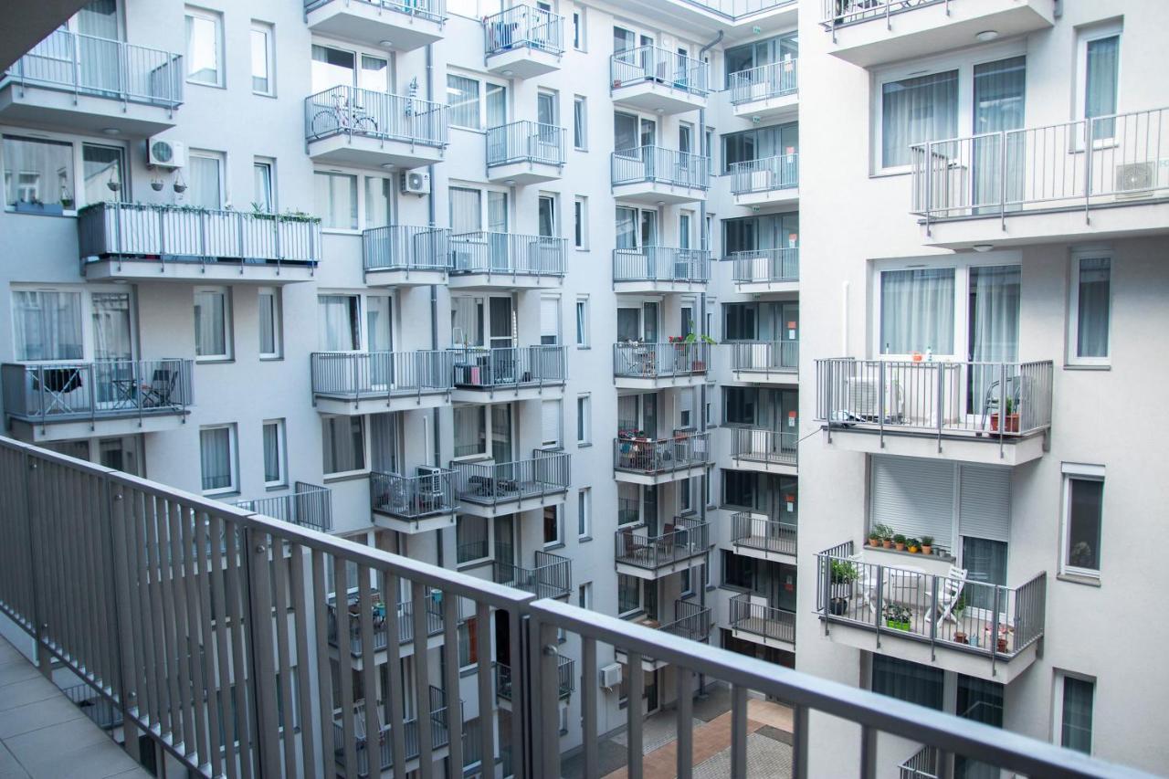 Keleti Aparthotel Budapest Exteriör bild