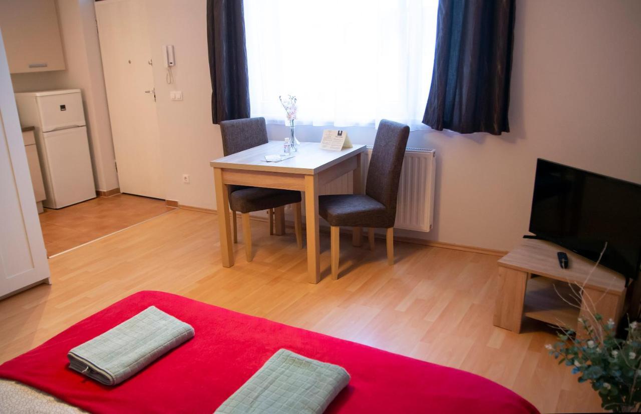 Keleti Aparthotel Budapest Exteriör bild