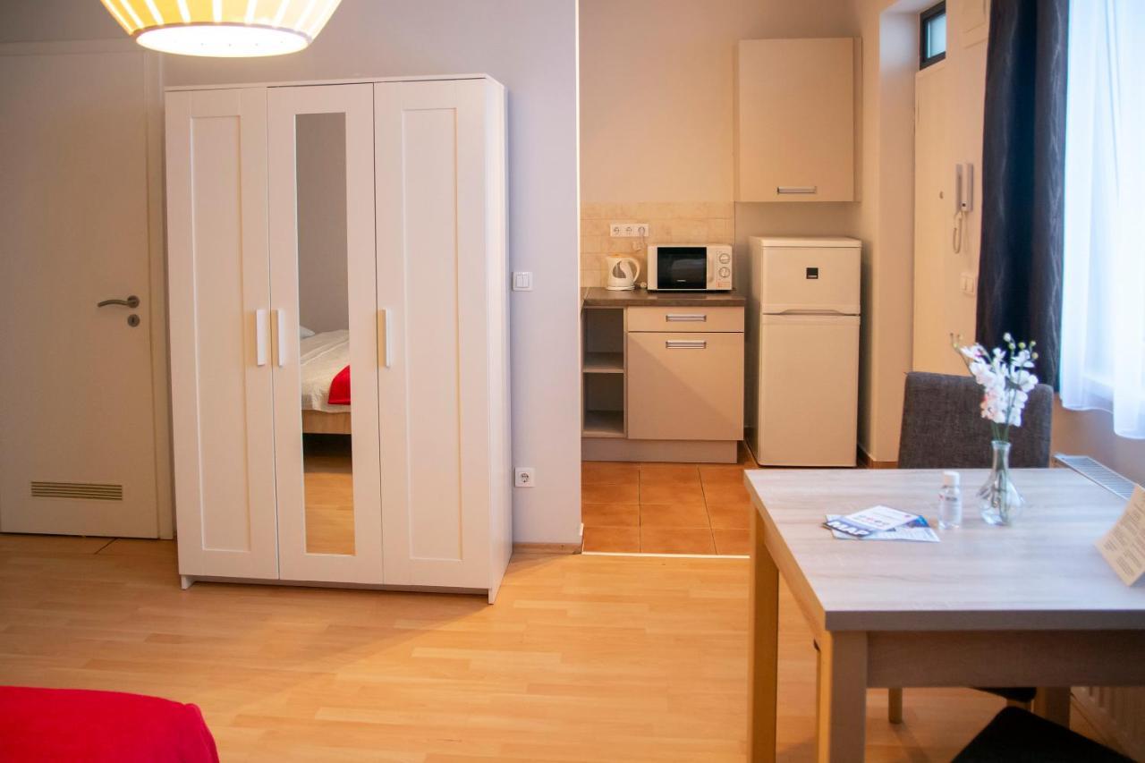 Keleti Aparthotel Budapest Exteriör bild