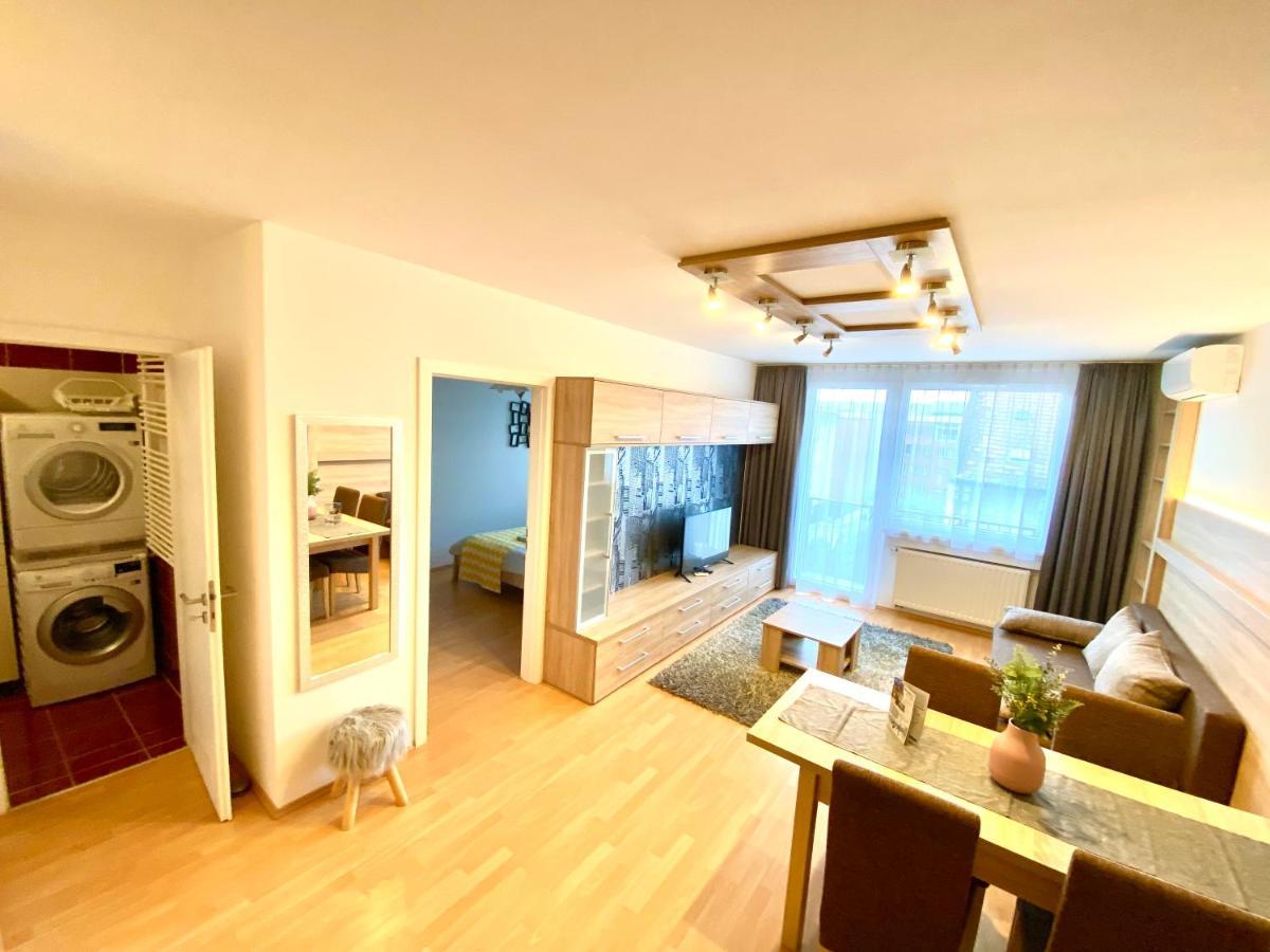 Keleti Aparthotel Budapest Exteriör bild
