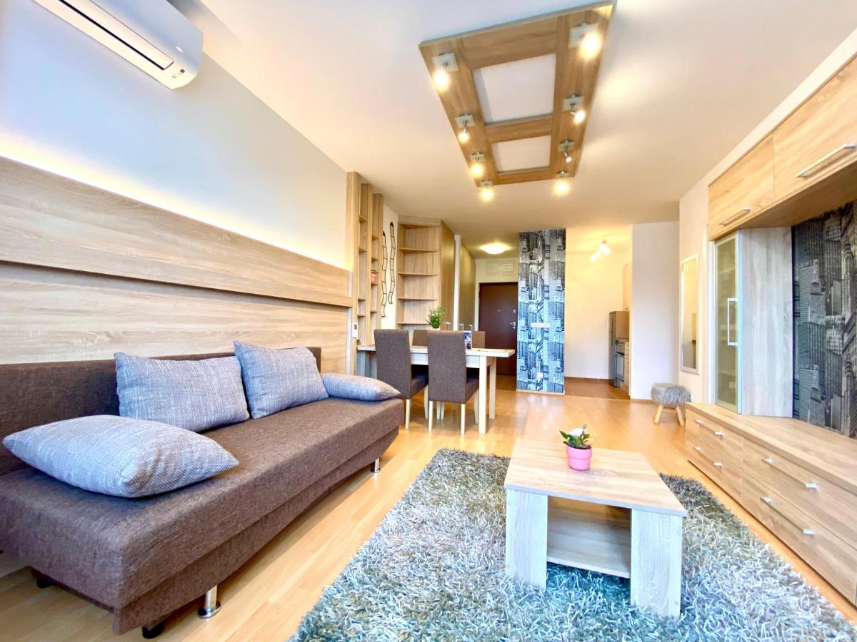 Keleti Aparthotel Budapest Exteriör bild