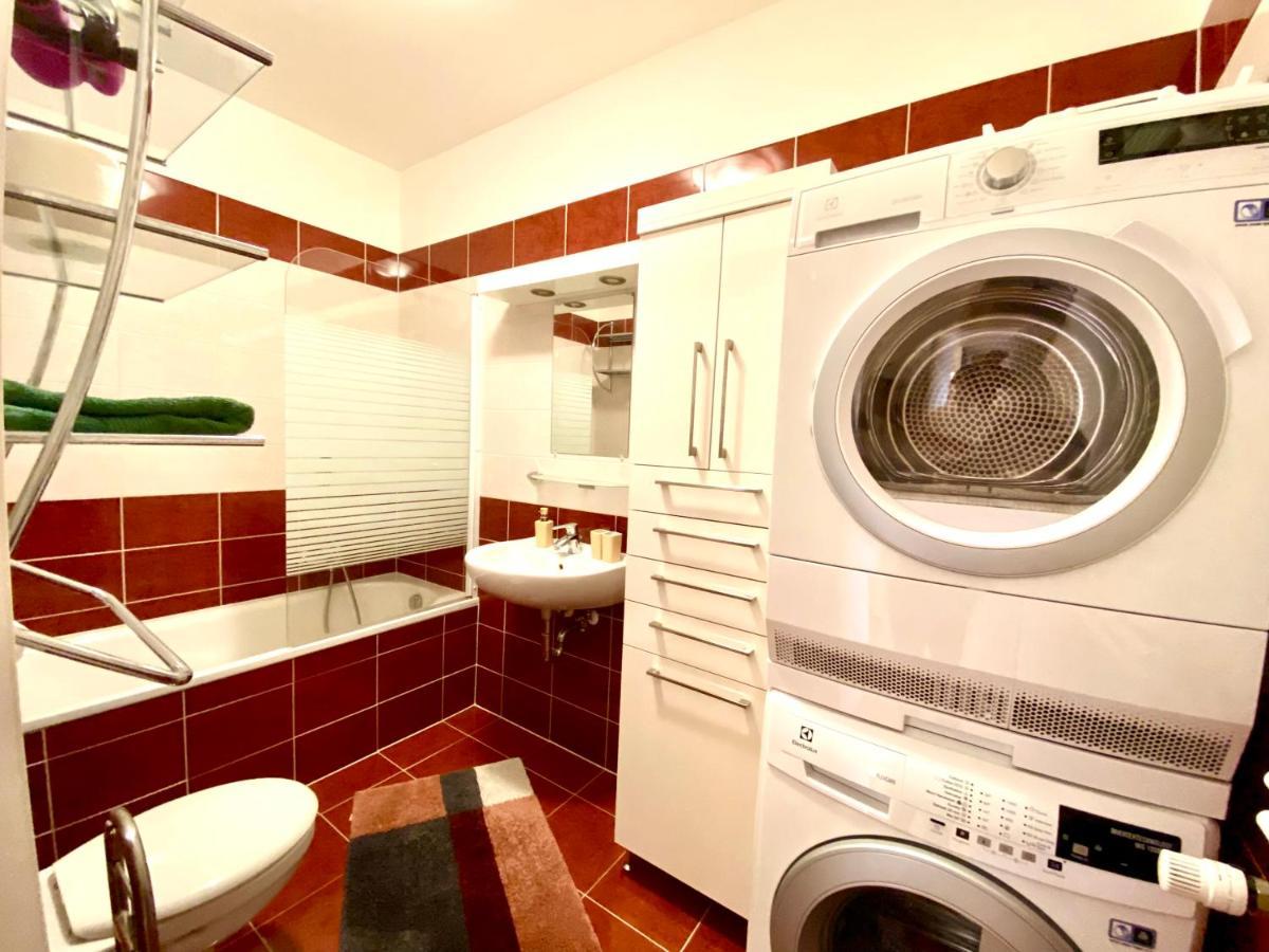 Keleti Aparthotel Budapest Exteriör bild
