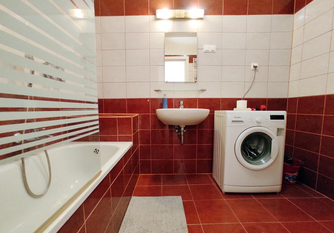 Keleti Aparthotel Budapest Exteriör bild